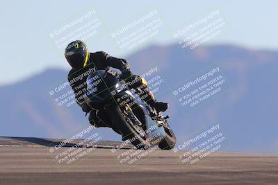 media/Nov-06-2023-Moto Forza (Mon) [[ce023d0744]]/3-Intermediate Group/Session 5 (Turn 9)/